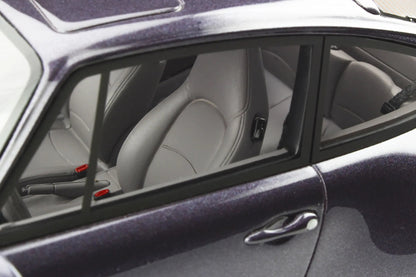 Mô hình xe GT SPIRIT 1:18 Porsche 911 (993) Carrera S (Split Grill) - GT767