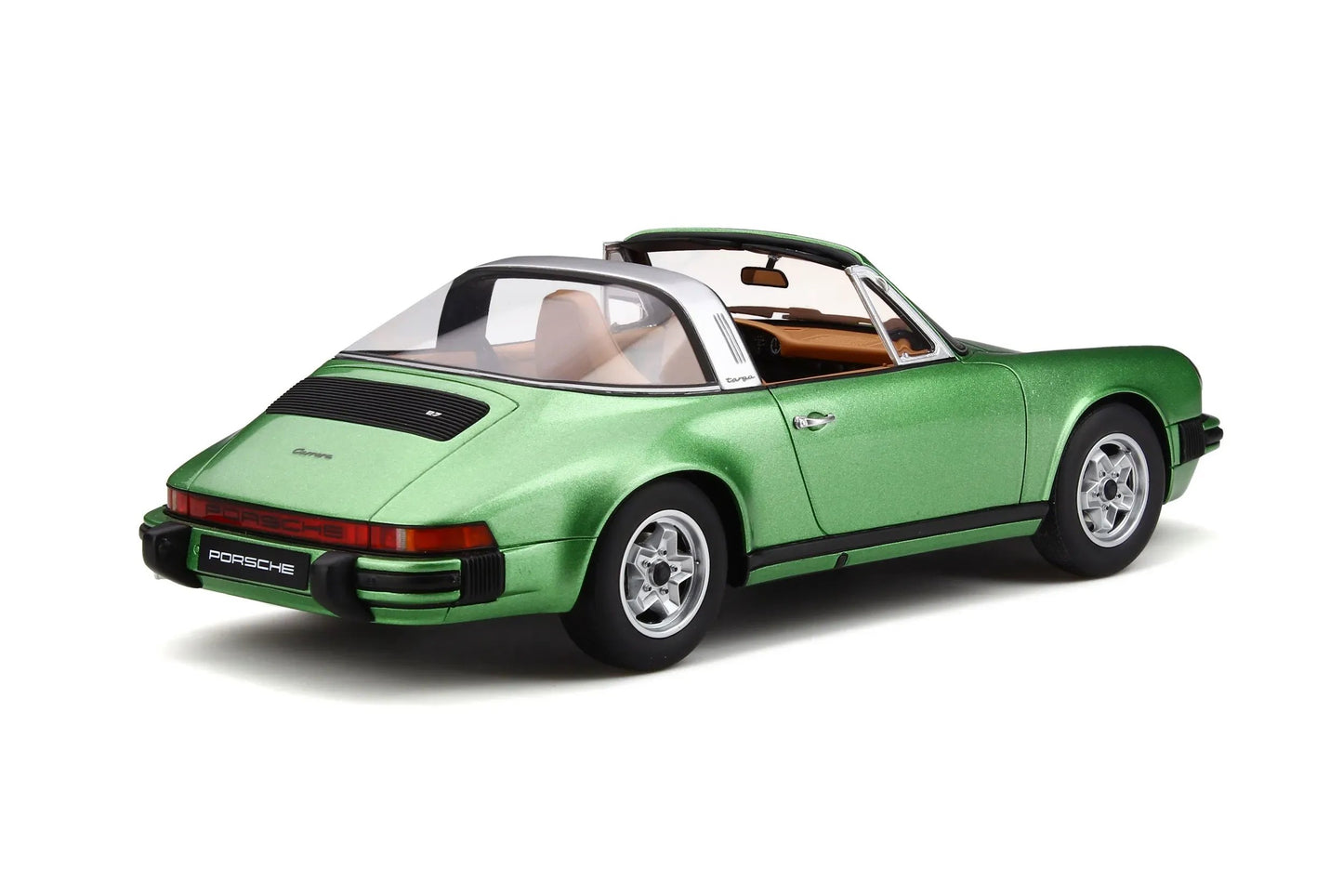 Mô hình xe GT SPIRIT 1:18 Porsche 911 S 2.7 Targa - GT780