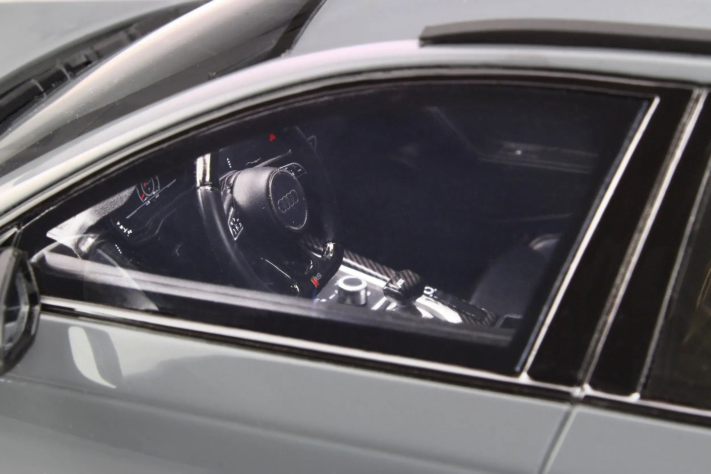 Mô hình xe GT SPIRIT 1:18 ABT RS 4-R 2019 - GT236