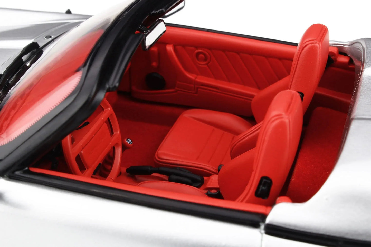 Mô hình xe GT SPIRIT 1:18 Porsche 911 Carrera 3.2 Speedster - GT768