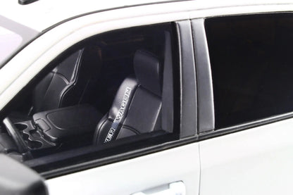 Mô hình xe GT SPIRIT 1:18 2017 Ram 2500 Power Wagon - GT790