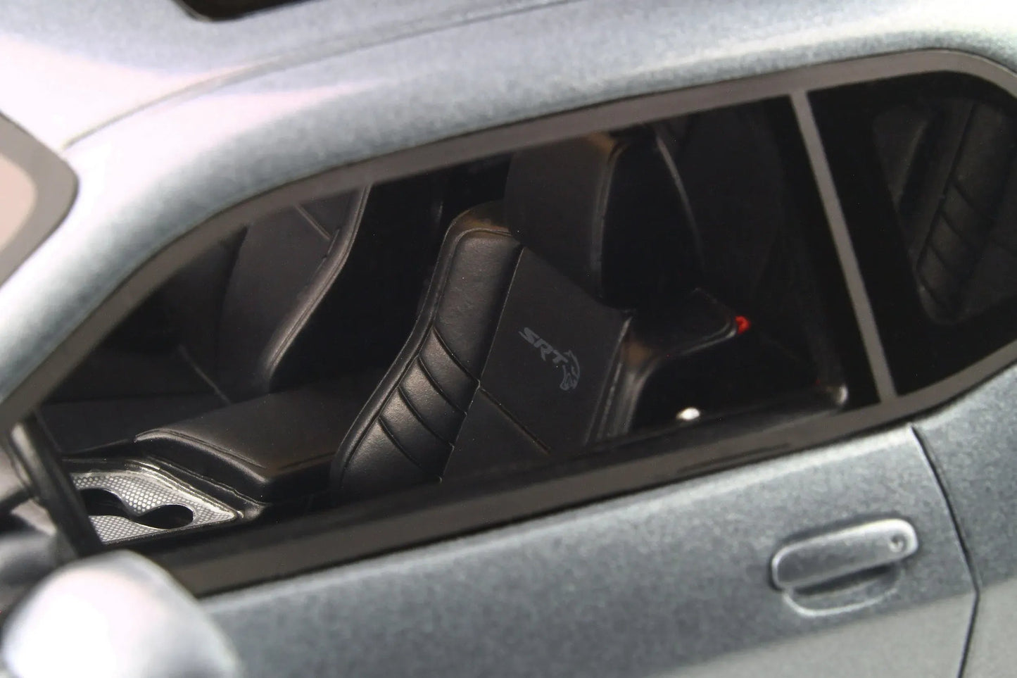 Mô hình xe GT SPIRIT 1:18 Dodge Challenger SRT Hellcat Redye - GT226