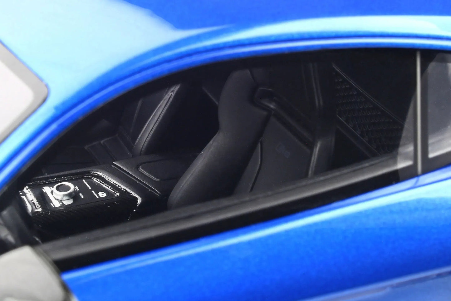 Mô hình xe GT SPIRIT 1:18 AUDI R8 PERFORMANCE PARTS - GT254