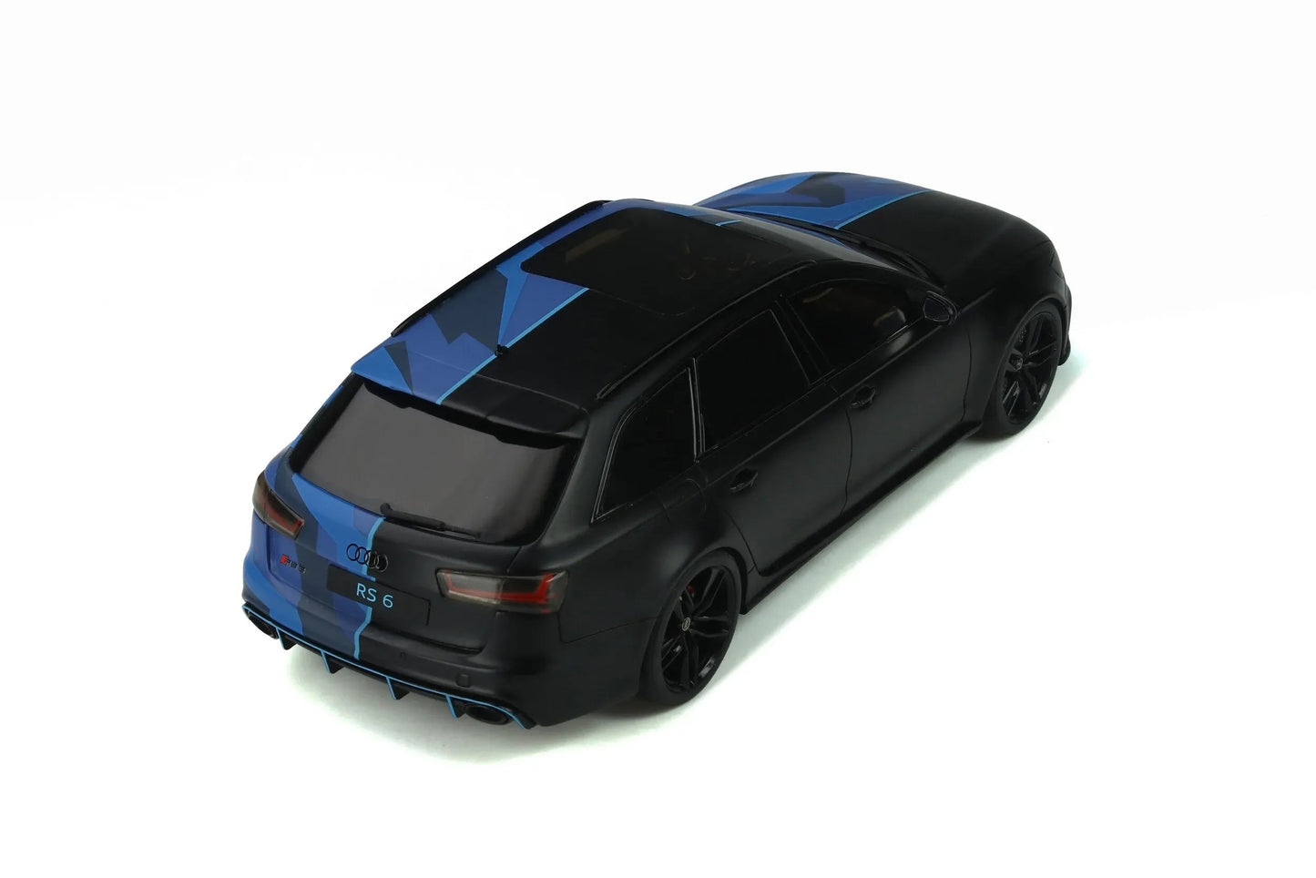 Mô hình xe GT SPIRIT 1:18 Audi RS 6 Avant - GT799