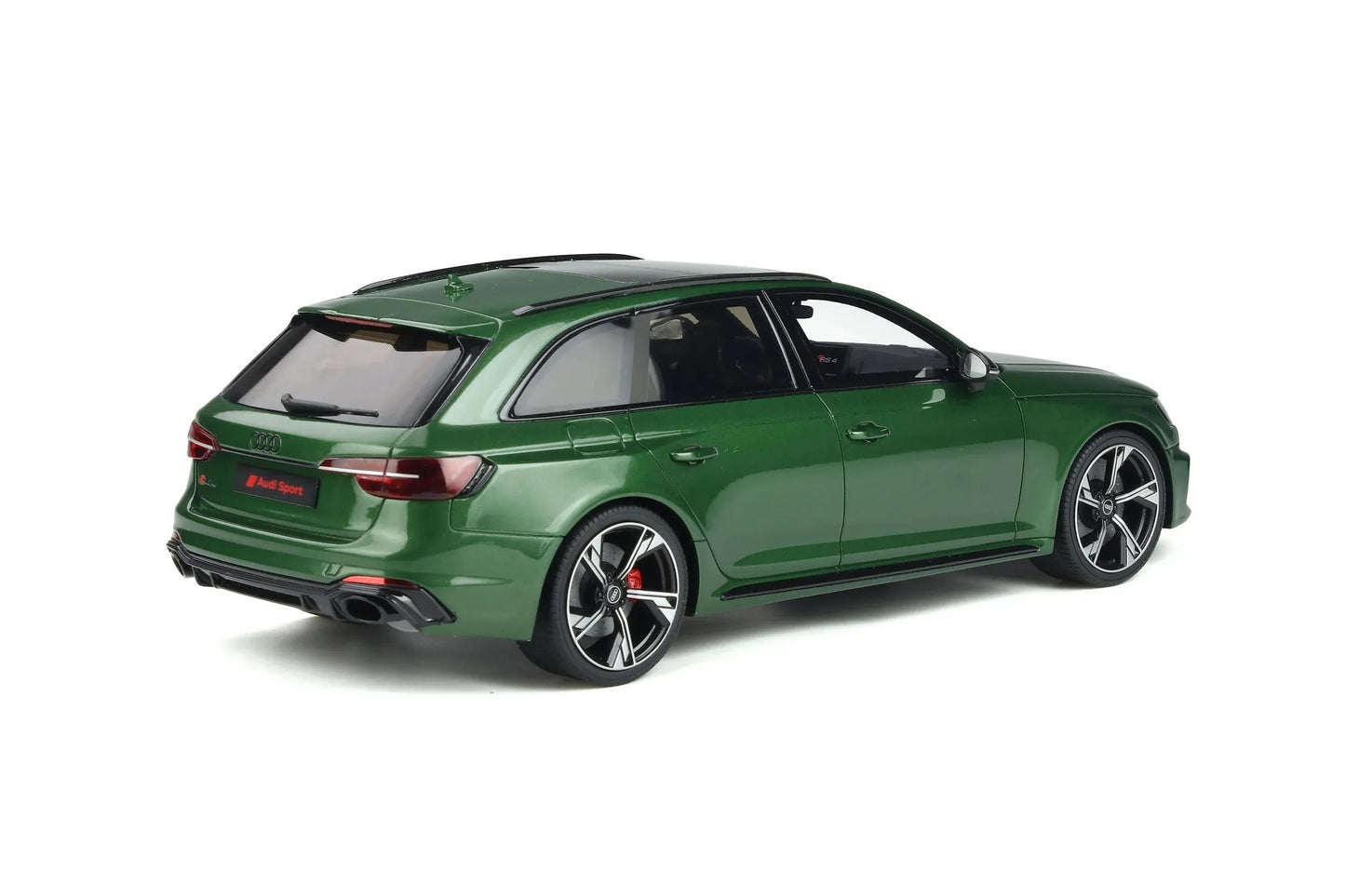 Mô hình xe GT SPIRIT 1:18 Audi RS 4 Avant - GT296