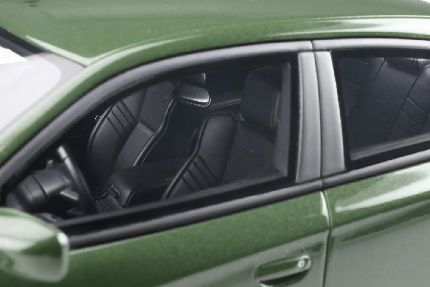 Mô hình xe GT SPIRIT 1:18 Dodge Charger SRT Hellcat Widebody - GT303