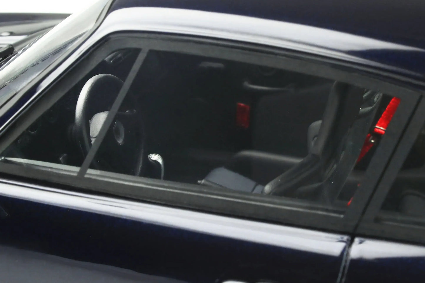 Mô hình xe GT SPIRIT 1:18 Porsche 911 (993) RS - GT314