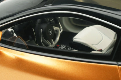 Mô hình xe GT SPIRIT 1:18 McLaren GT - GT299