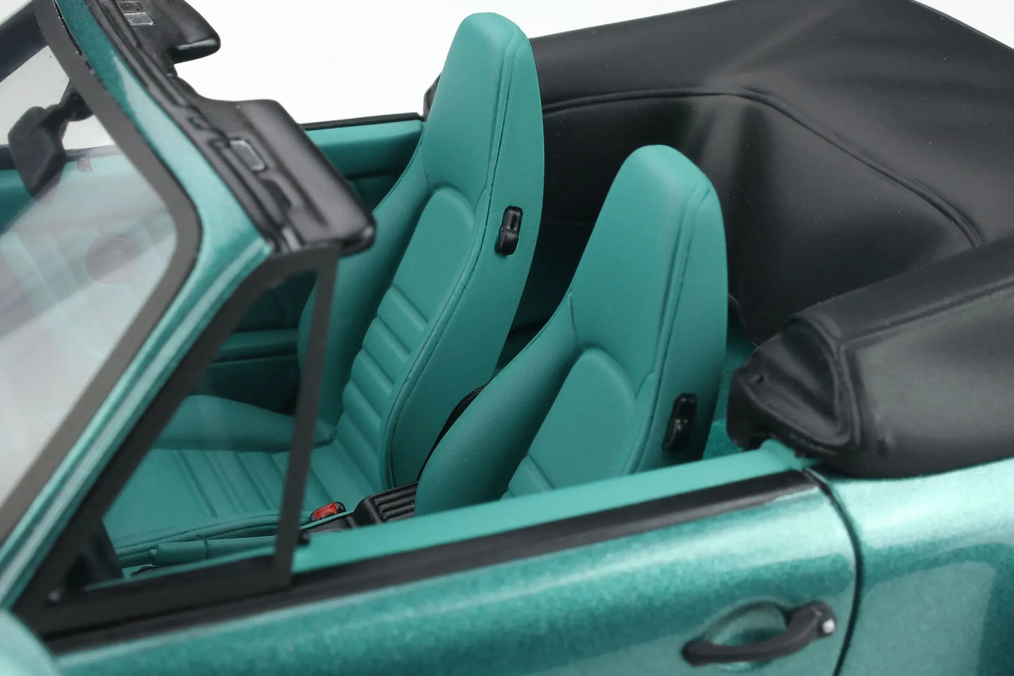 Mô hình xe GT SPIRIT 1:18 Porsche 911 (964) Convertible turbo look - GT294