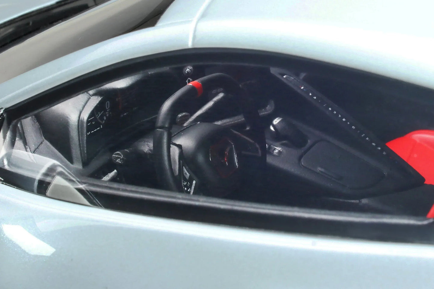 Mô hình xe GT SPIRIT 1:18 Chevrolet Corvette C8 - GT835