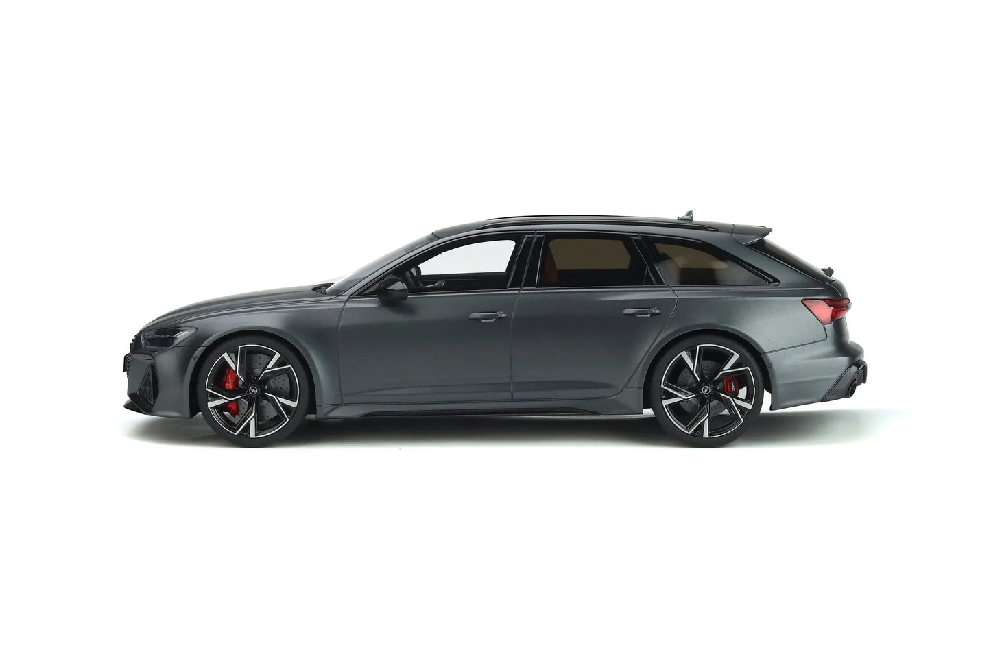 Mô hình xe GT SPIRIT 1:18 Audi RS 6 Avant - GT289