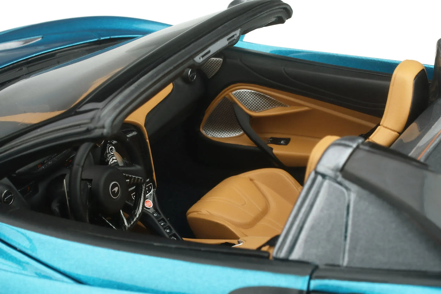 Mô hình xe GT SPIRIT 1:18 McLaren 720S Spider - GT304