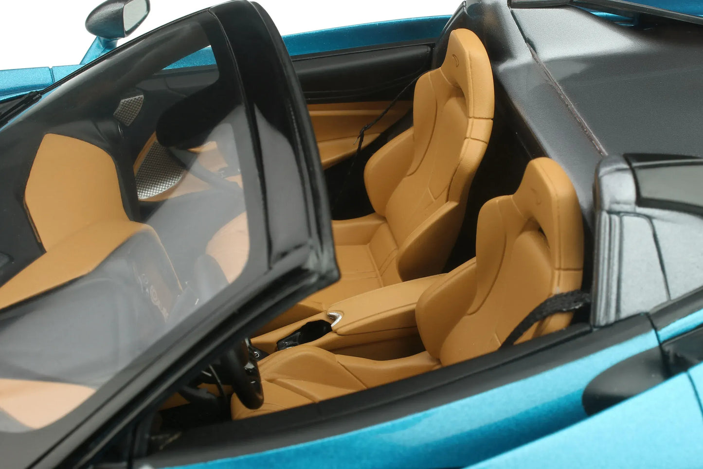 Mô hình xe GT SPIRIT 1:18 McLaren 720S Spider - GT304