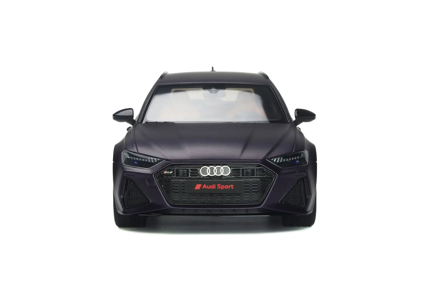 Mô hình xe GT SPIRIT 1:18 Audi RS 6 Avant - GT825