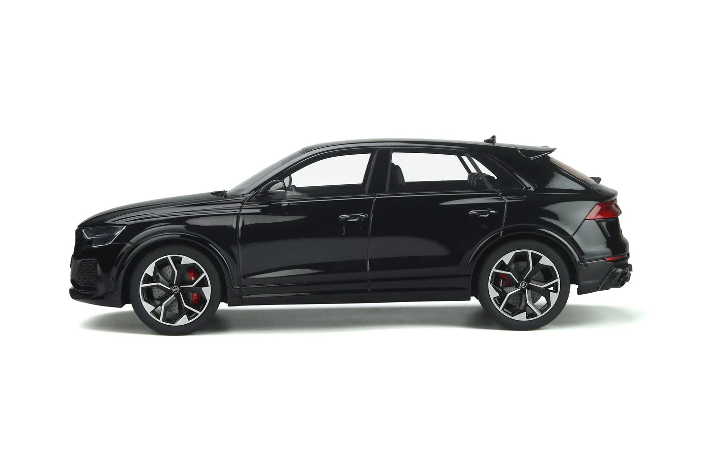 Mô hình xe GT SPIRIT 1:18 Audi Q8 RS - GT305