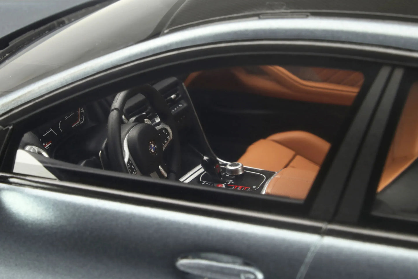 Mô hình xe GT SPIRIT 1:18 BMW M8 Gran Coupe Competition - GT846