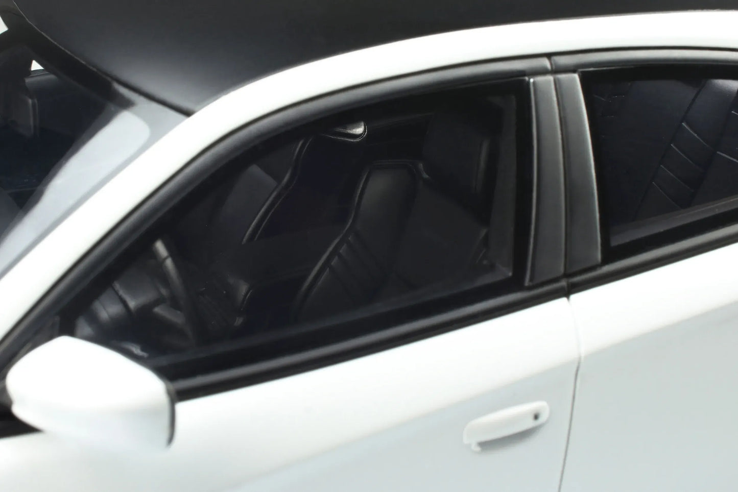 Mô hình xe GT SPIRIT 1:18 Dodge Charger SRT Hellcat Redeye - GT357