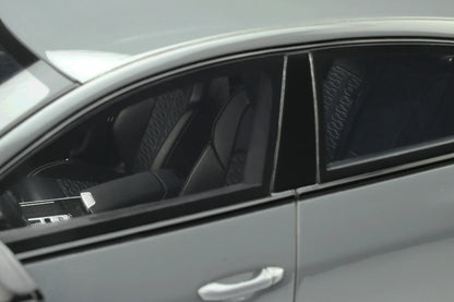 Mô hình xe GT SPIRIT 1:18 Audi RS 7 (4K) Sportback - GT823