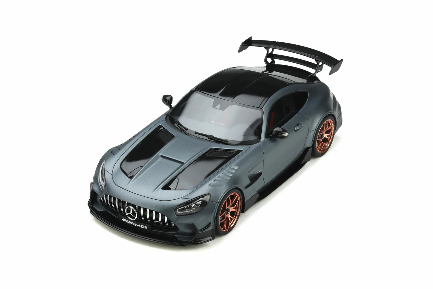 Mô hình xe GT SPIRIT 1:18 Mercedes-Benz AMG GT Black Series - GT862