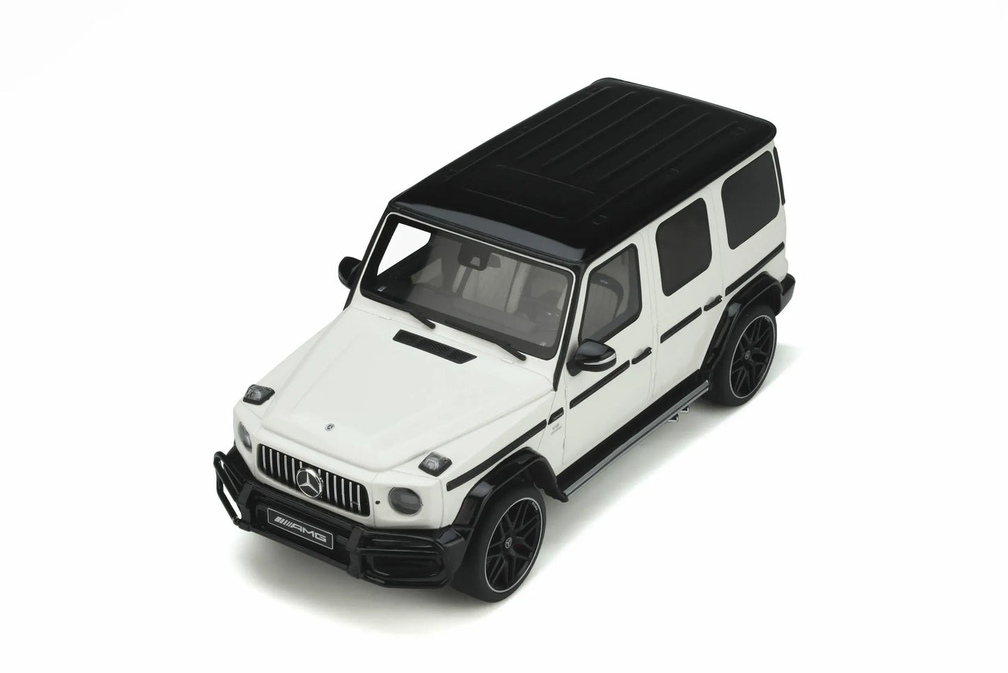 Mô hình xe GT SPIRIT 1:18 Mercedes-Benz G63 - GT848