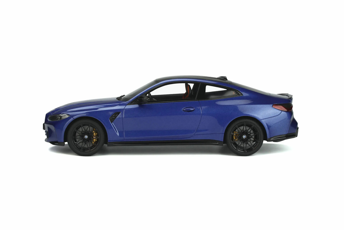 Mô hình xe GT SPIRIT 1:18 BMW M4 (G82) Coupe - GT851