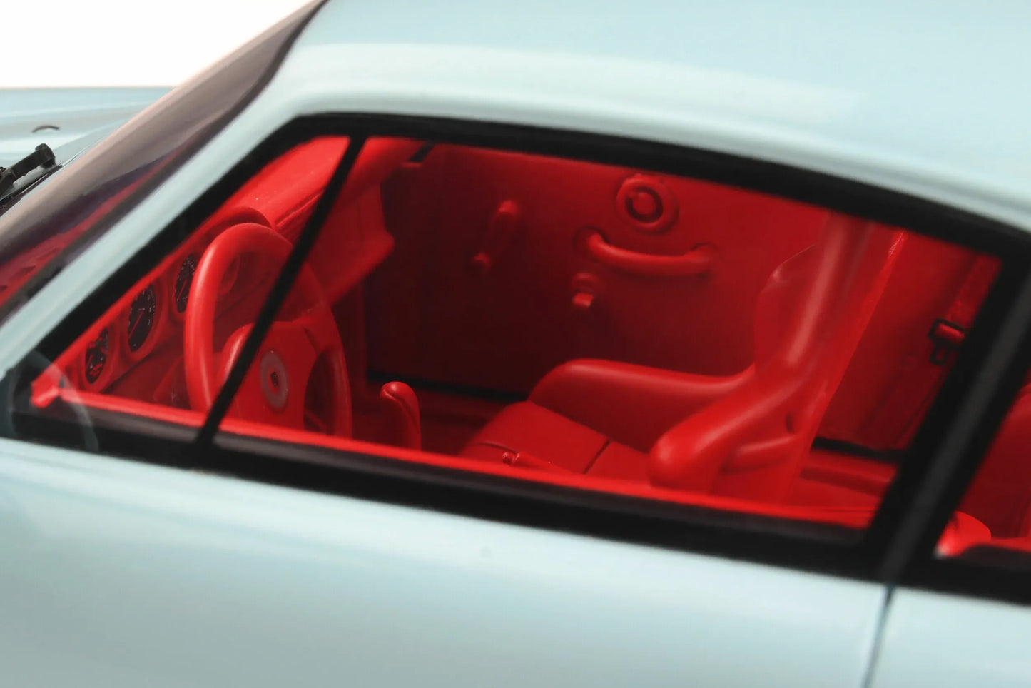 Mô hình xe GT SPIRIT 1:18 Porsche 911 (993) GT - GT860