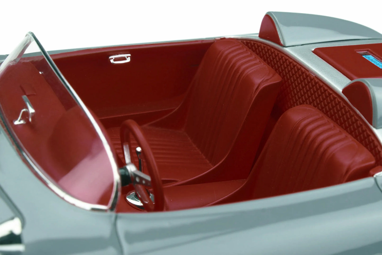 Mô hình xe GT SPIRIT 1:18 Mercedes-Benz S-Klub Speedster By Slang500 and JONSIBAL - GT383