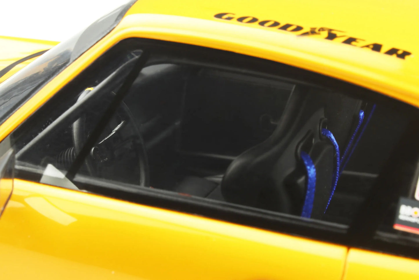 Mô hình xe GT SPIRIT 1:18 Porsche 911 RSR Homage Body Kit - GT394