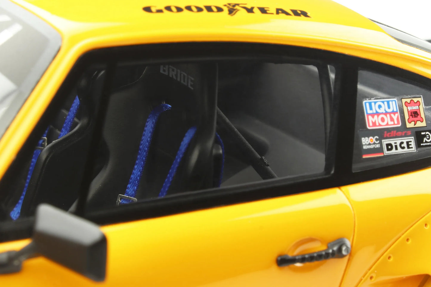 Mô hình xe GT SPIRIT 1:18 Porsche 911 RSR Homage Body Kit - GT394