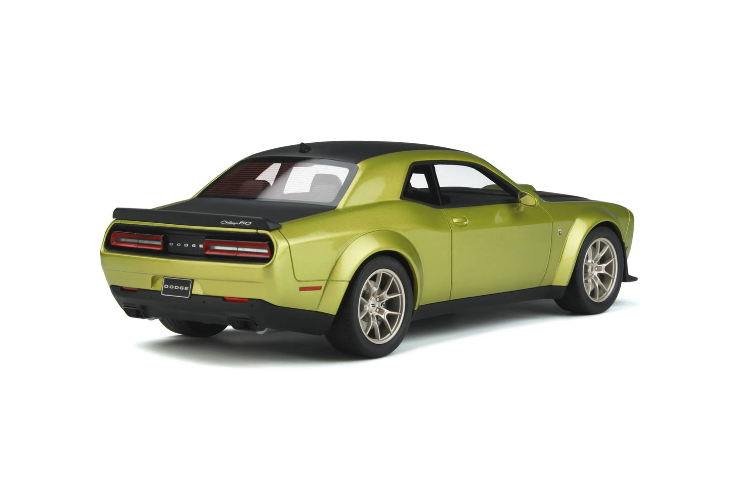 Mô hình xe GT SPIRIT 1:18 Dodge Challenger R/T Scat Pack Widebody 50th Anniversary - GT411