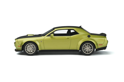 Mô hình xe GT SPIRIT 1:18 Dodge Challenger R/T Scat Pack Widebody 50th Anniversary - GT411