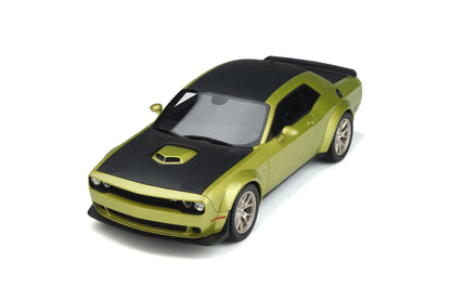 Mô hình xe GT SPIRIT 1:18 Dodge Challenger R/T Scat Pack Widebody 50th Anniversary - GT411