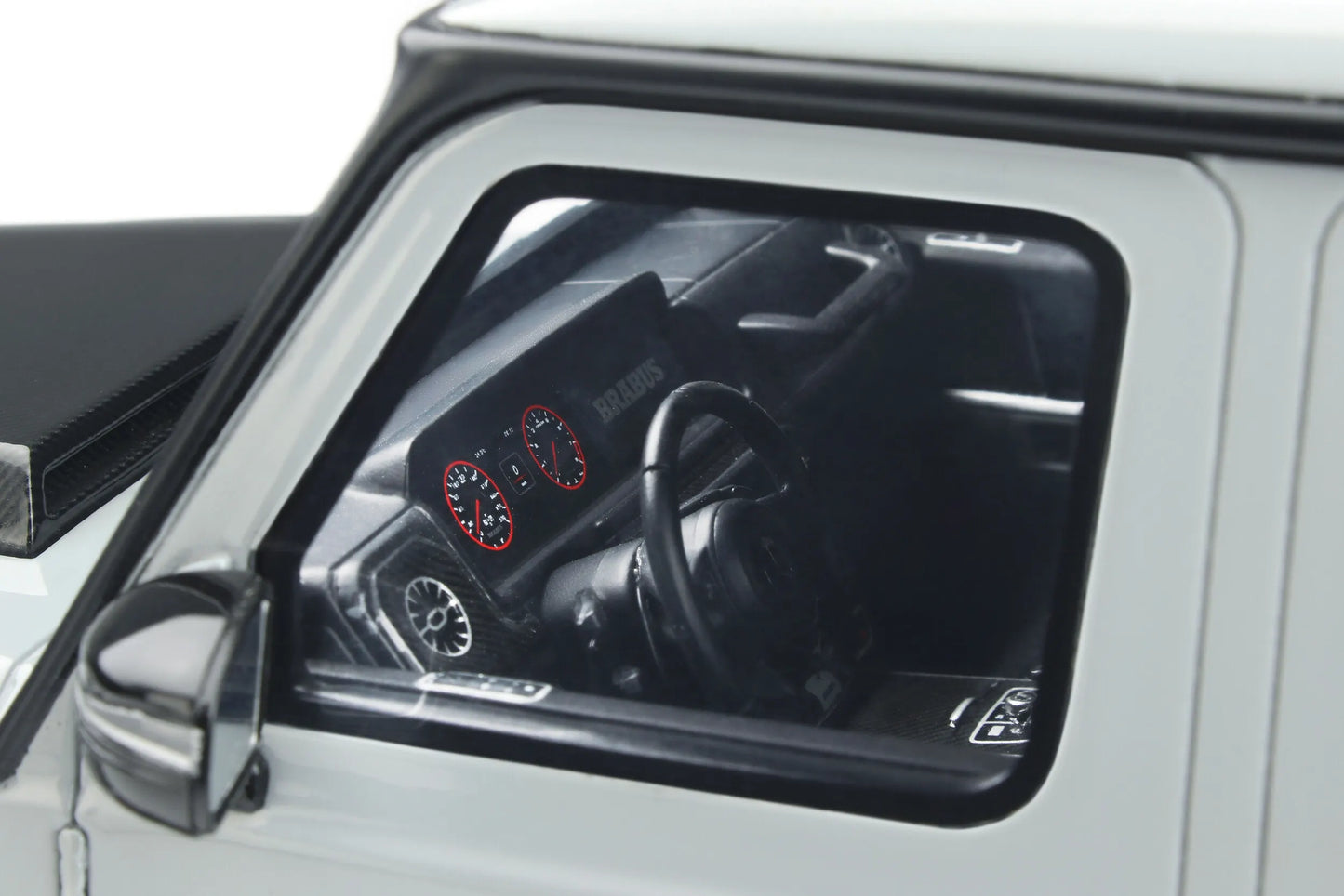 Mô hình xe GT SPIRIT 1:18 Brabus 900 Rocket Edition - GT406