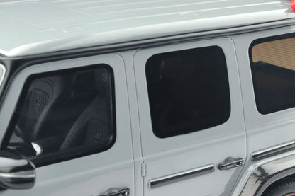 Mô hình xe GT SPIRIT 1:18 Brabus 900 Rocket Edition - GT406