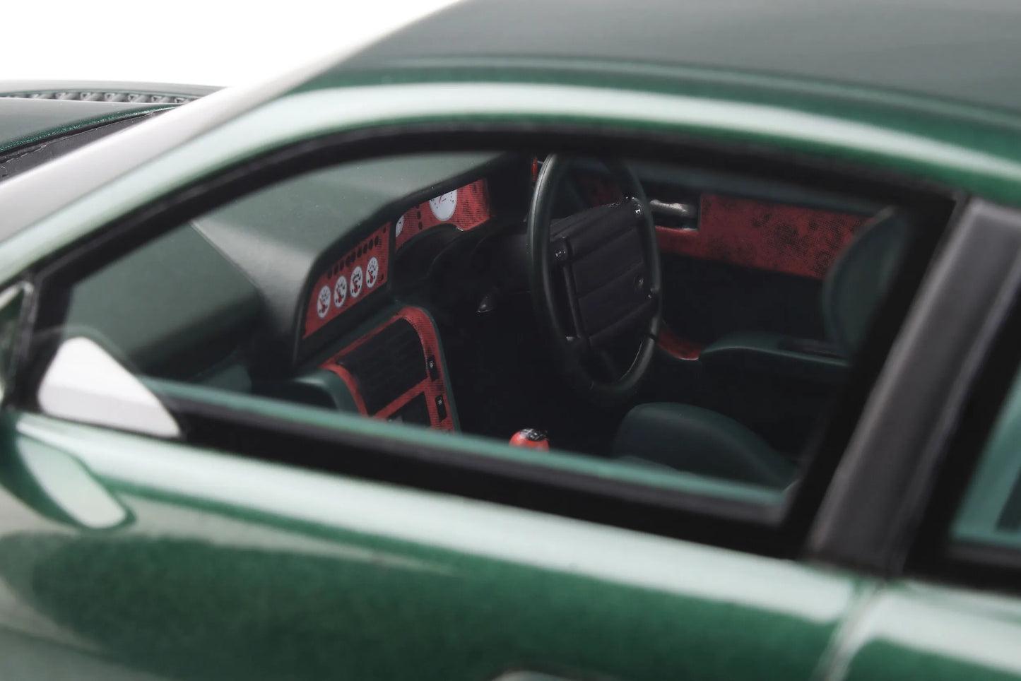 Mô hình xe GT SPIRIT 1:18 Aston Martin V8 Vantage Le Mans V600 - GT401