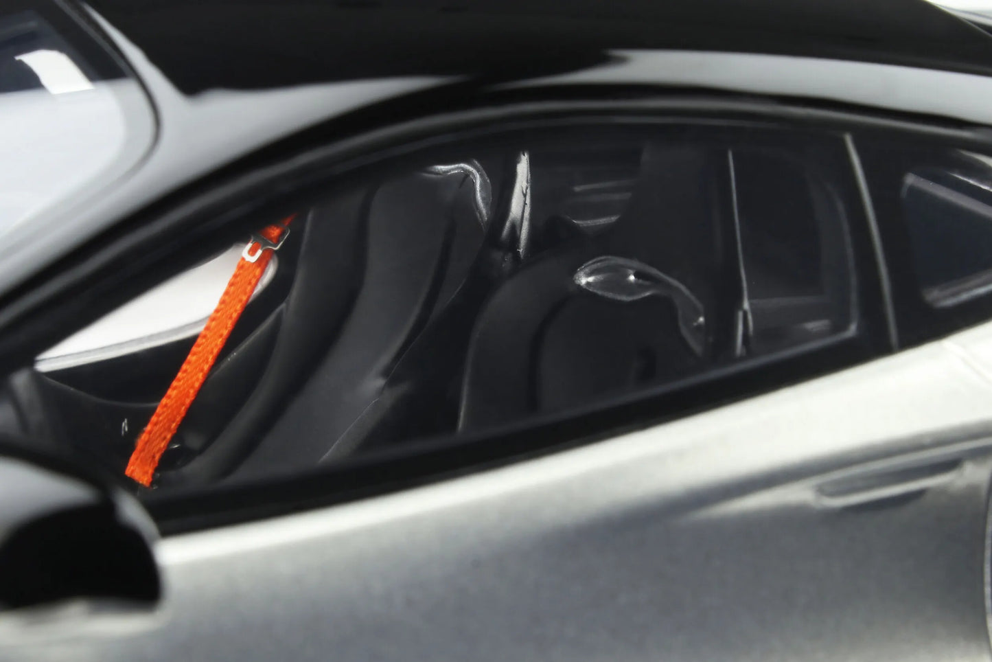 Mô hình xe GT SPIRIT 1:18 McLaren Artura - GT873