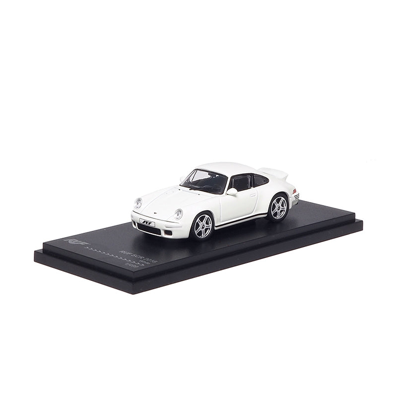 Mô hình xe ARbox(Almost Real) 1:64 RUF SCR 2018 White - 680202001