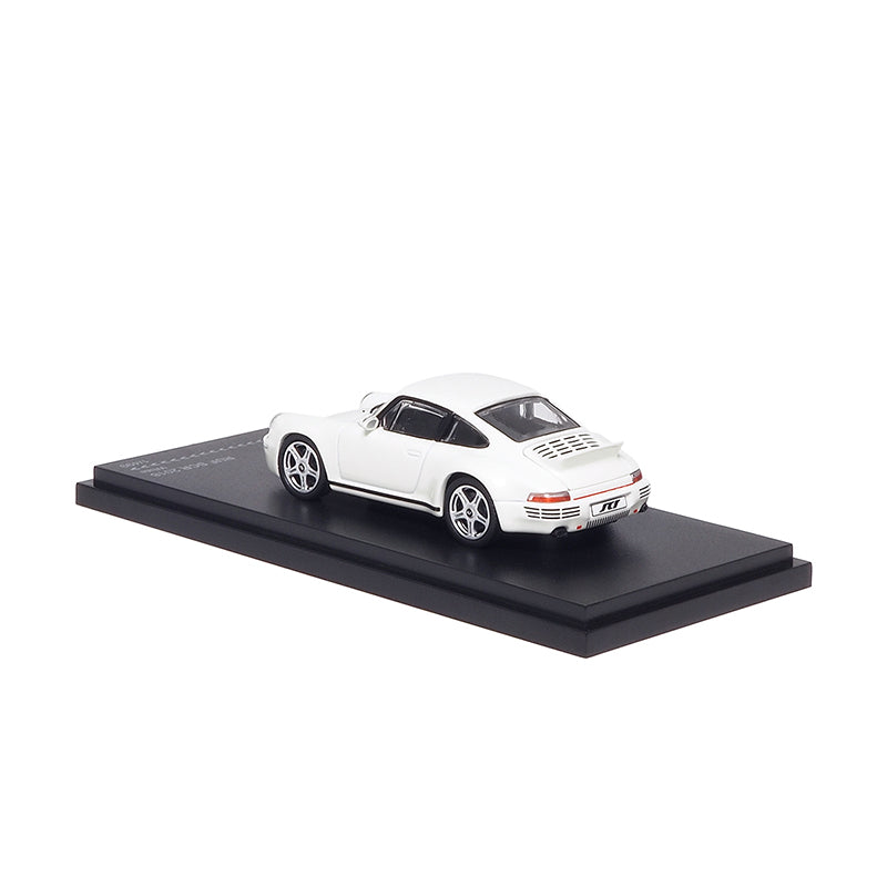 Mô hình xe ARbox(Almost Real) 1:64 RUF SCR 2018 White - 680202001