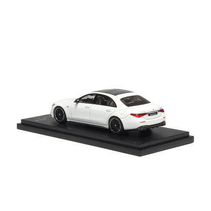 Mô hình xe ARbox(Almost Real) 1:64 Mercedes-AMG S 63 E Performance 2023 Bright Mother-of-Pearl White  - 620103001