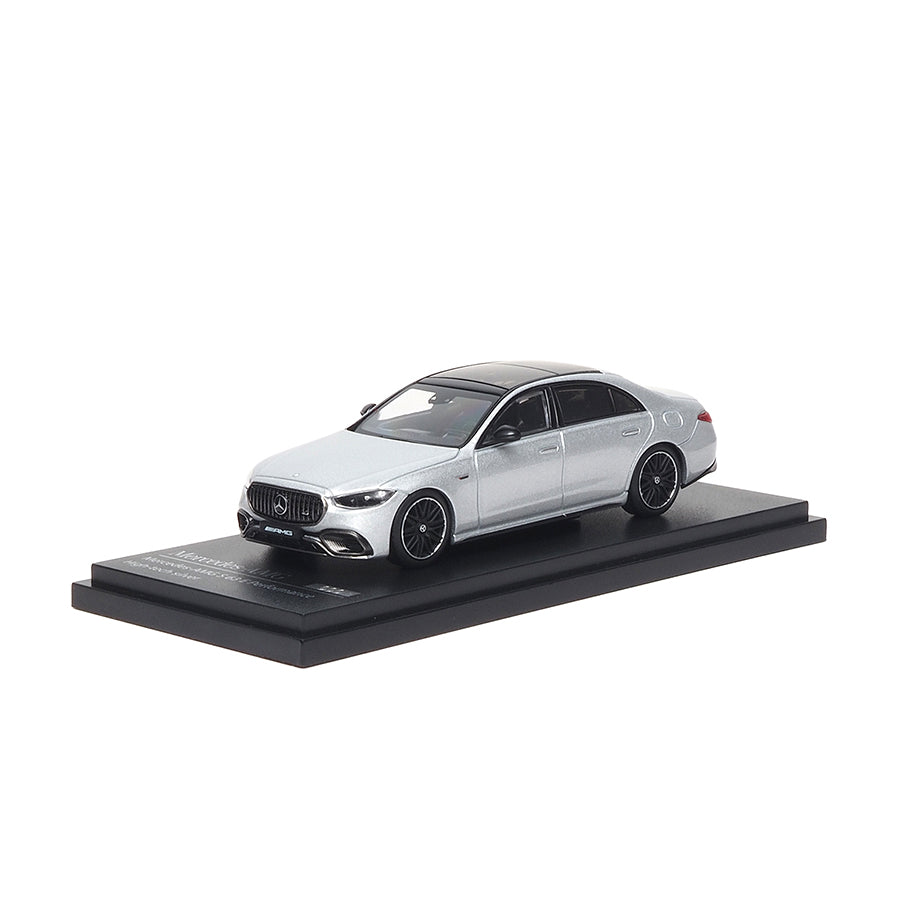 Mô hình xe ARbox(Almost Real) 1:64 Mercedes-AMG S 63 E Performance 2023 Space Silver  - 620102001