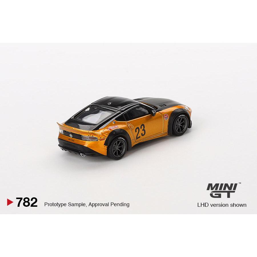 [HÀNG CÓ SẴN] Mocus Mô hình xe Mini GT 1:64 Nissan Z LBNATION WORKS LB Gold 782