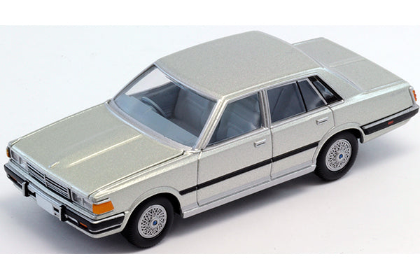 Mô hình xe Tomyca Limited Vintage TLV 1:64 Nissan Gloria 280E Brougham 1979 model (silver) | LV-N102b