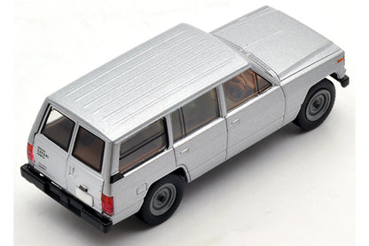 Mô hình xe Tomyca Limited Vintage TLV 1:64 Nissan Safari Extra Van DX (silver) | LV-N109a