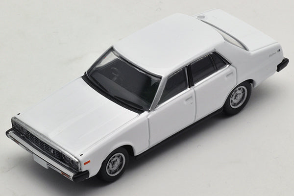 Mô hình xe Tomyca Limited Vintage TLV 1:64 Nissan Skyline 2000GT (white) | LV-N110a