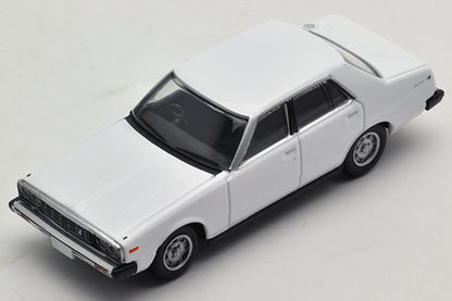 Mô hình xe Tomyca Limited Vintage TLV 1:64 Nissan Skyline 2000GT (white) | LV-N110a