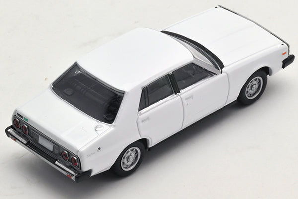 Mô hình xe Tomyca Limited Vintage TLV 1:64 Nissan Skyline 2000GT (white) | LV-N110a