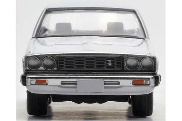 Mô hình xe Tomyca Limited Vintage TLV 1:64 Nissan Skyline 2000GT (white) | LV-N110a