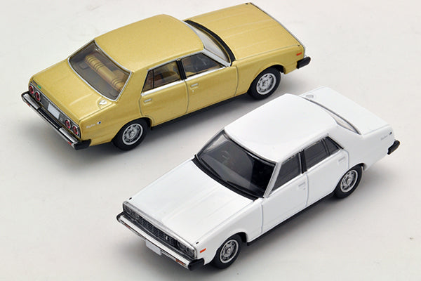 Mô hình xe Tomyca Limited Vintage TLV 1:64 Nissan Skyline 2000GT (white) | LV-N110a