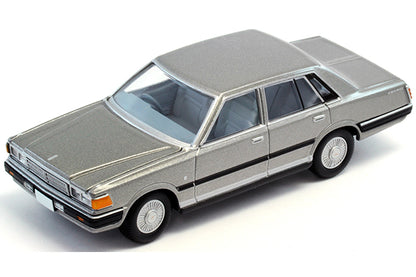 Mô hình xe Tomyca Limited Vintage TLV 1:64 Cedric 200E Turbo SGL (silver) | LV-N112b