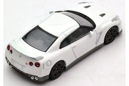 Mô hình xe Tomyca Limited Vintage TLV 1:64 GT-R Premium edition (white) | LV-N116b